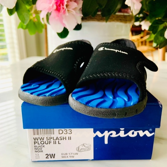 Champion•NIB•2-Wide•Neoprene Water Sandals - Picture 3 of 11